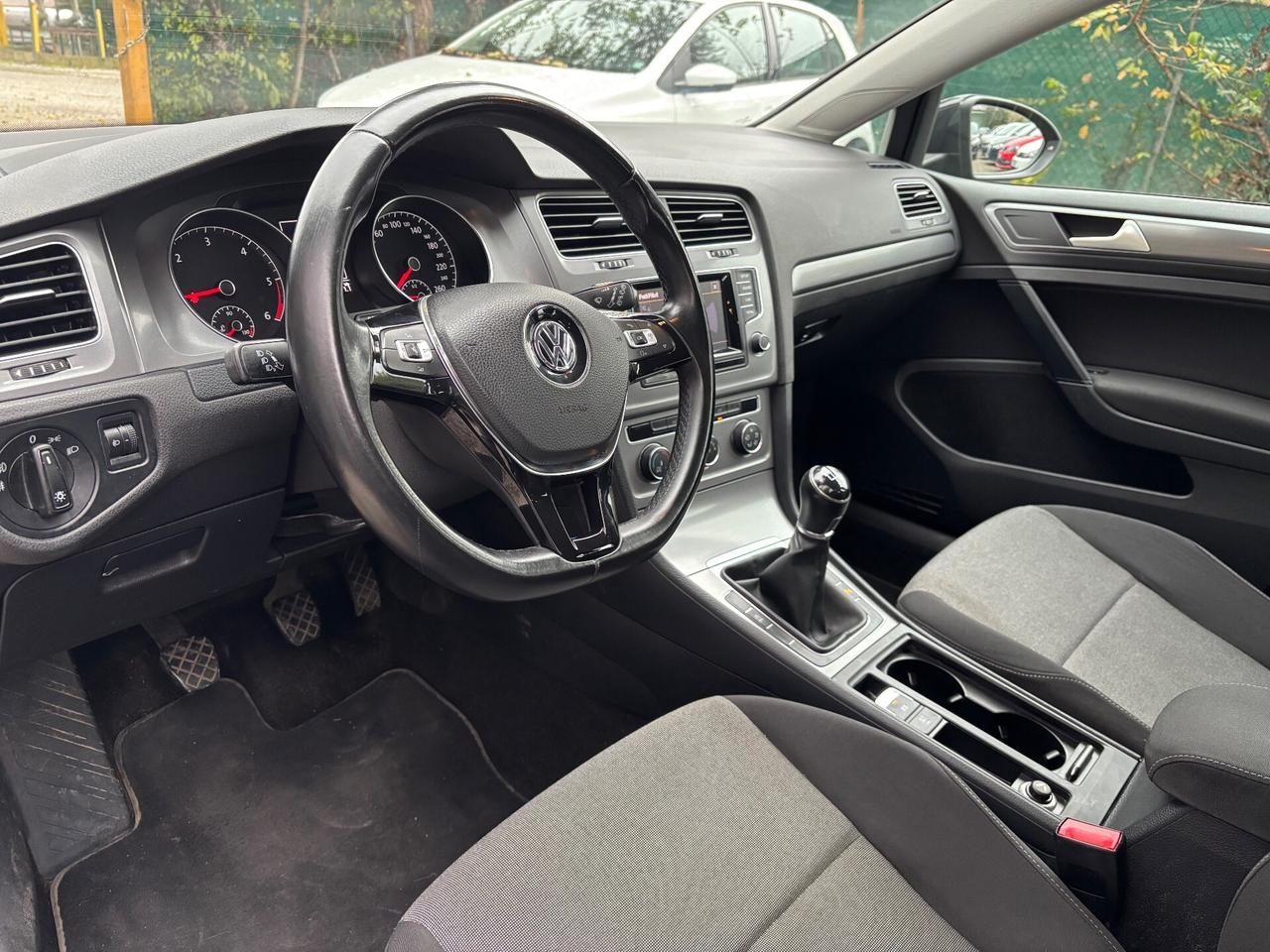 Volkswagen Golf 1.6 TDI 5p. Comfortline OK Neopatentati