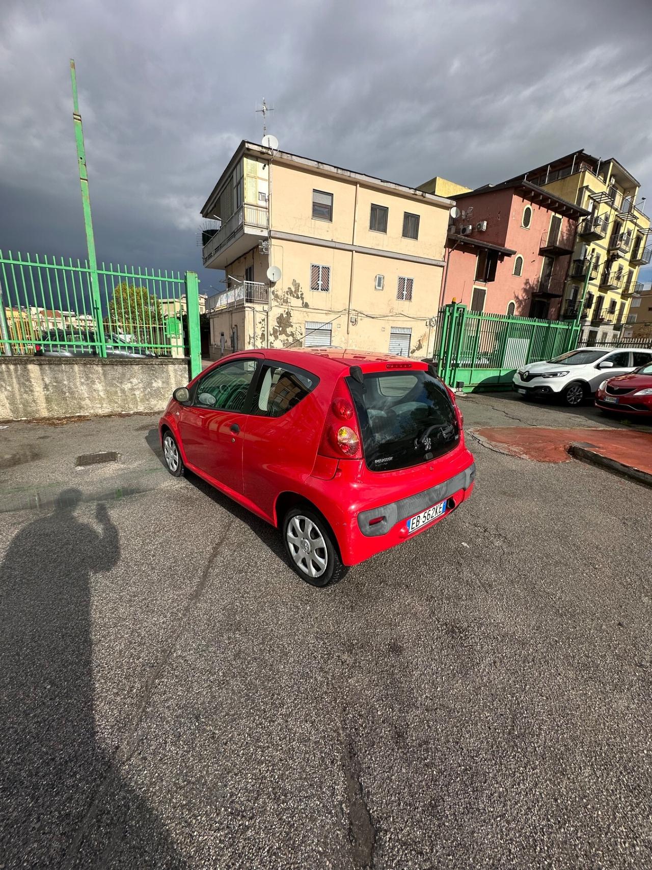 Peugeot 107 1.0 68CV 3p. Desir