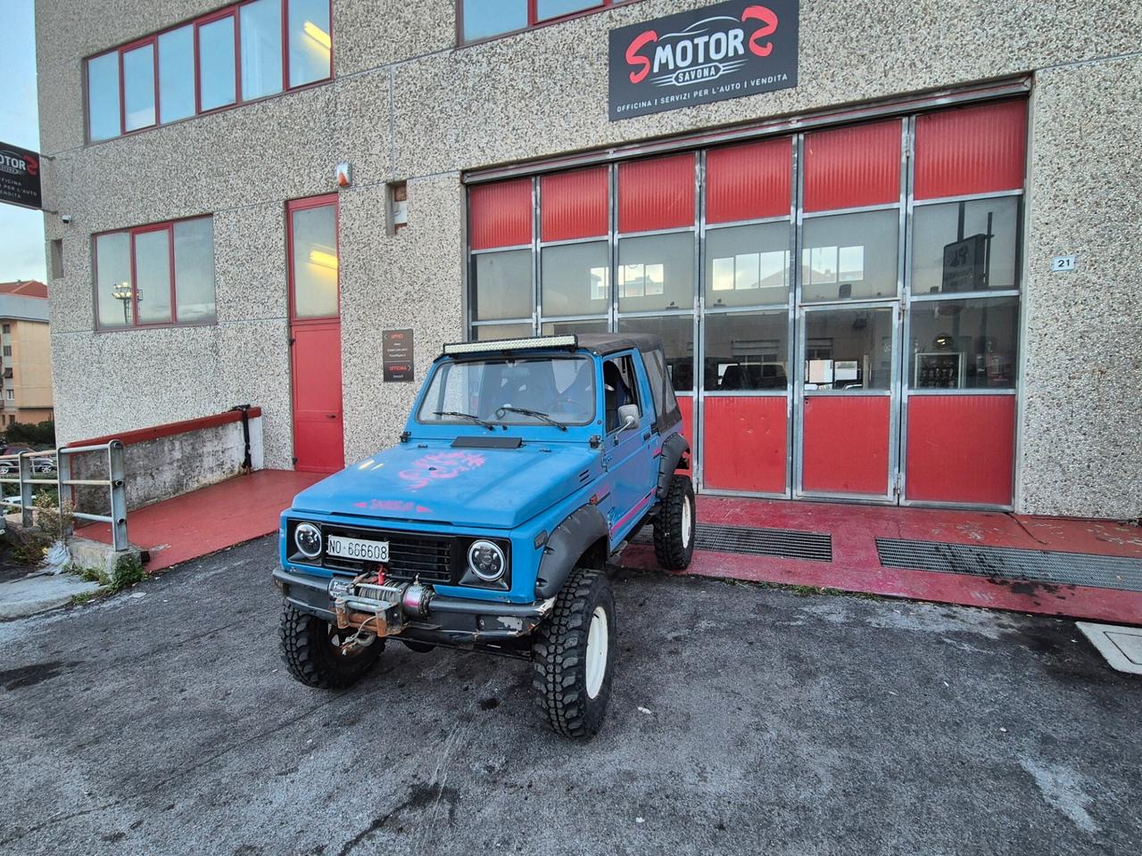 Suzuki SJ Samurai SJ413 Cabriolet De Luxe