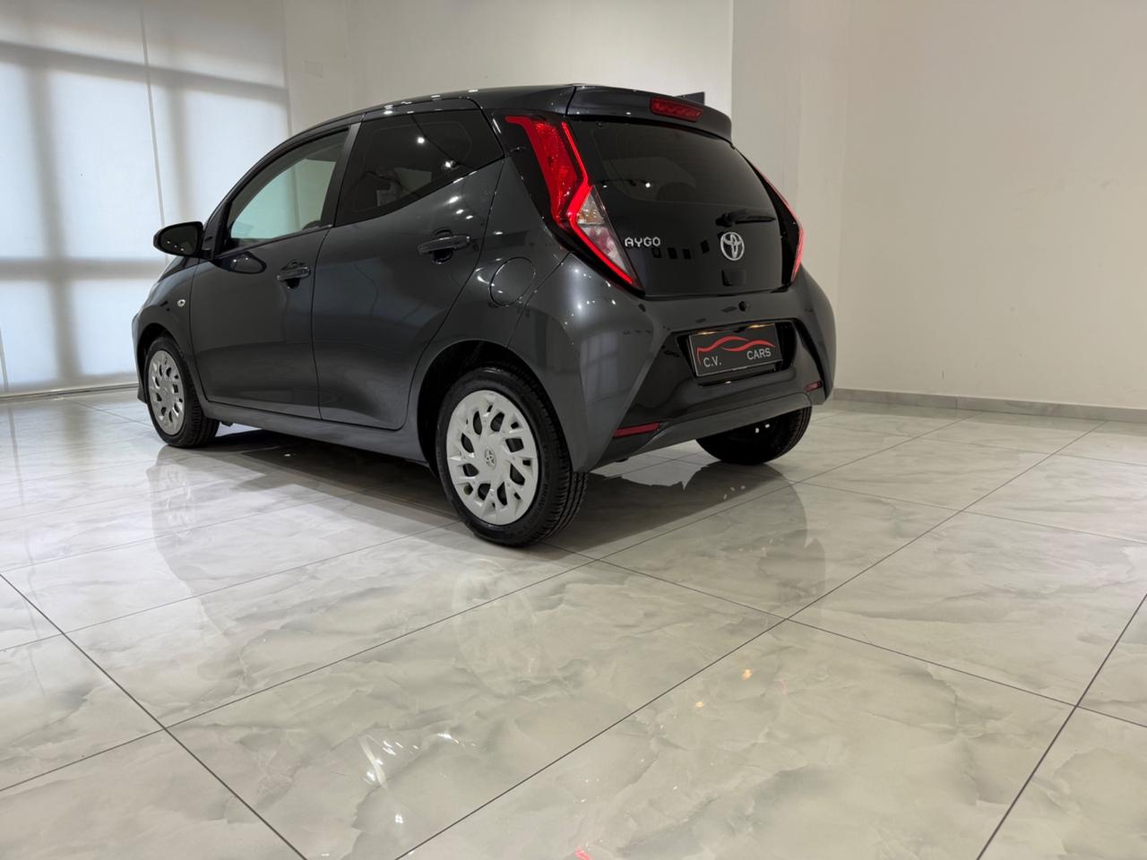 TOYOTA AYGO 1.0 VVT-I 69 CV 5 PORTE X-WAVE MMT