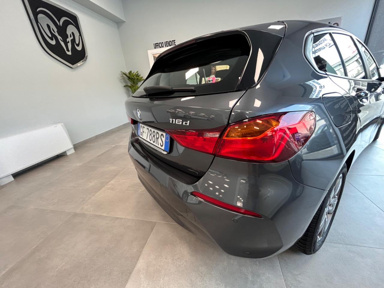 Bmw 116d Sport 1.5 TDI 116 cv 2021 km 135000 E6DT