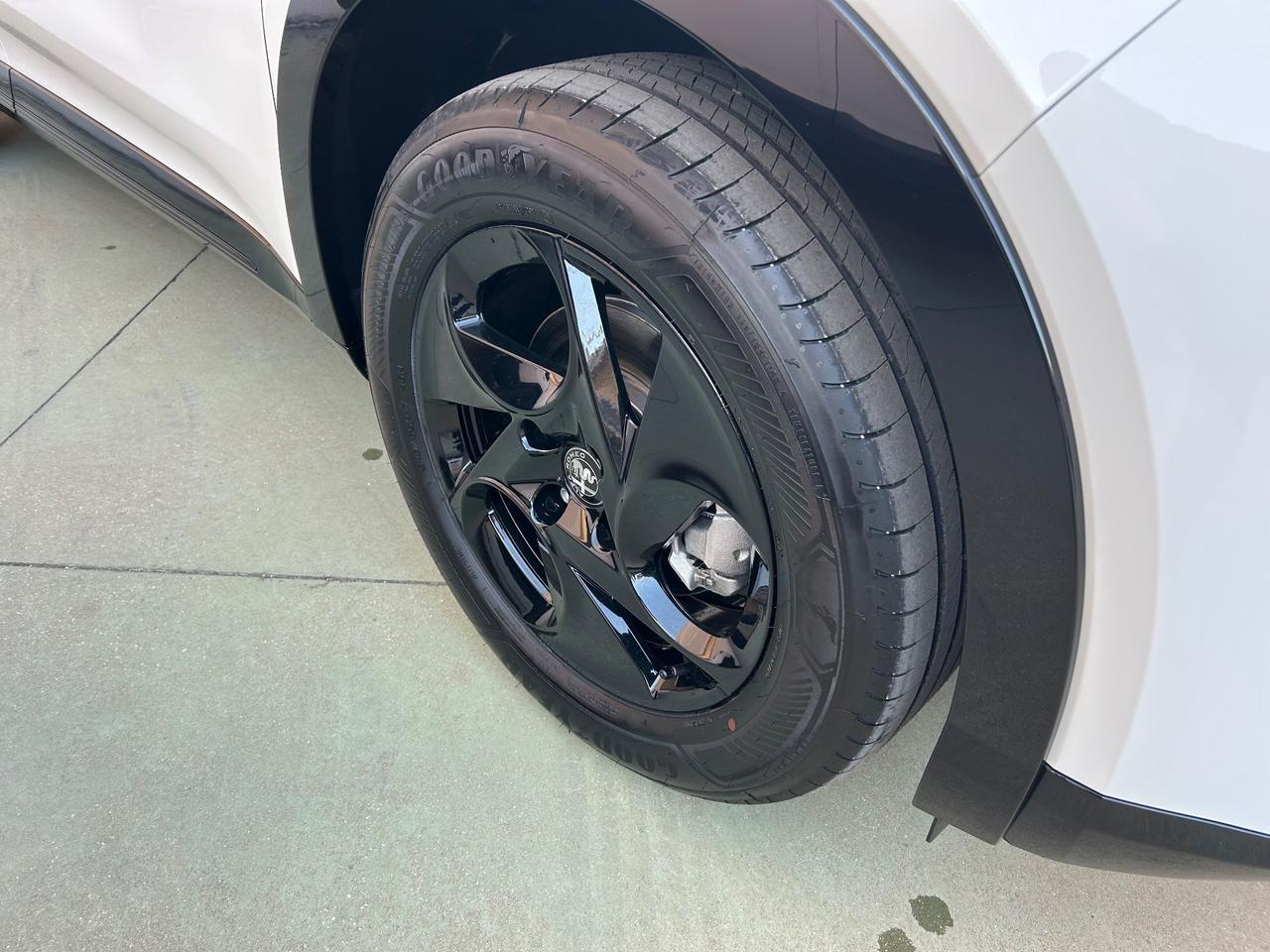 Alfa Romeo Junior 1.2 145 CV Hybrid eDCT6 Ti