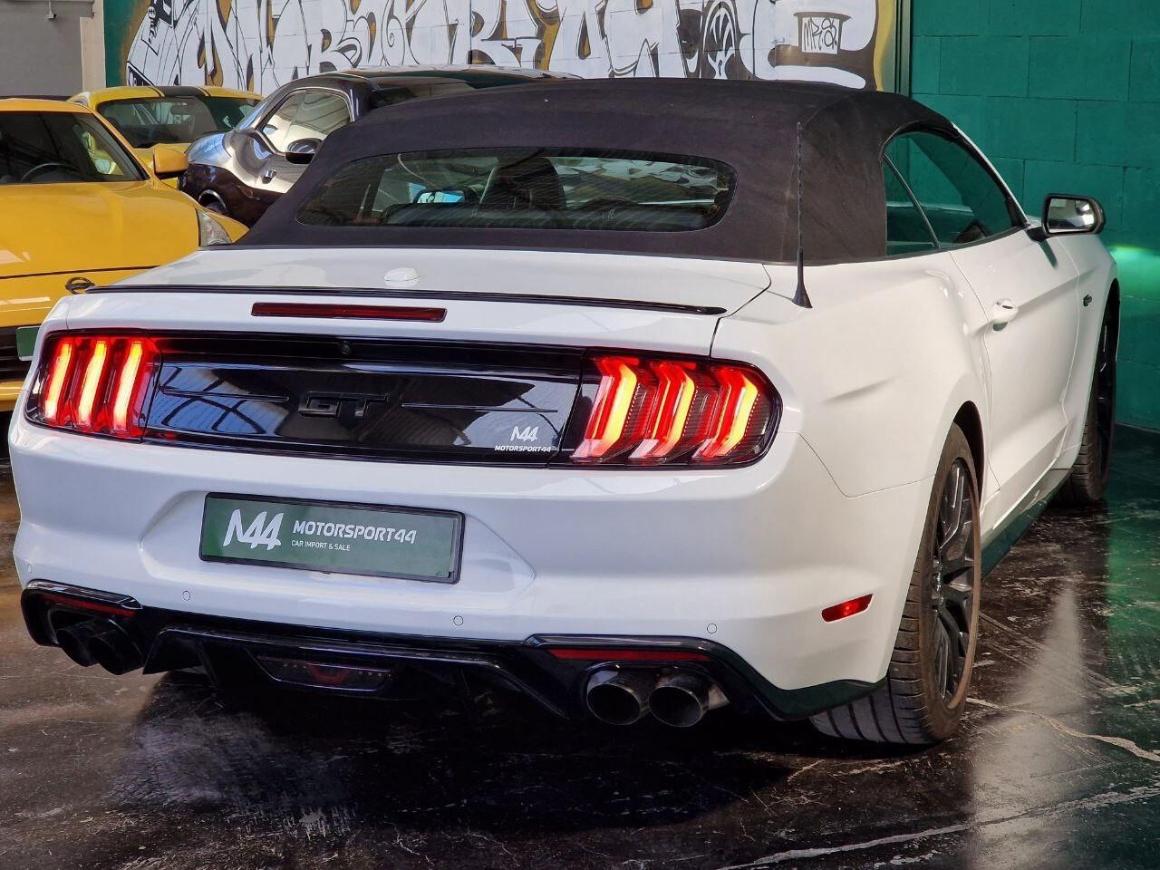 Ford Mustang 5.0 GT Cabrio Iva esposta