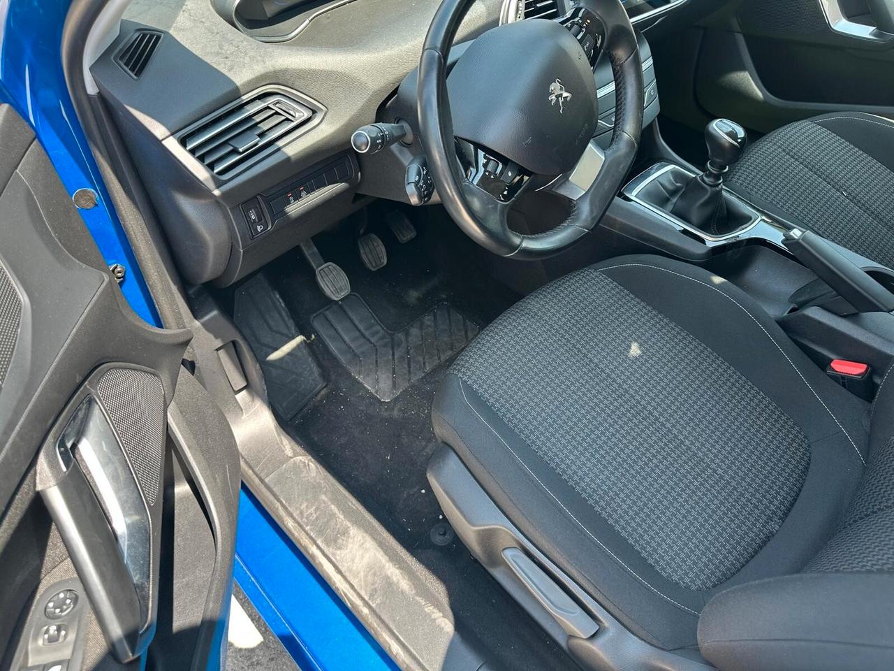 Peugeot 308 BlueHDi 100 S&S Active