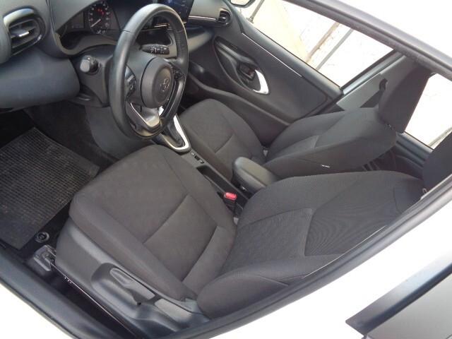 Toyota Yaris 1.5 Hybrid 5 porte Active NESSUN VINCOLO DI FINANZIAMENTO