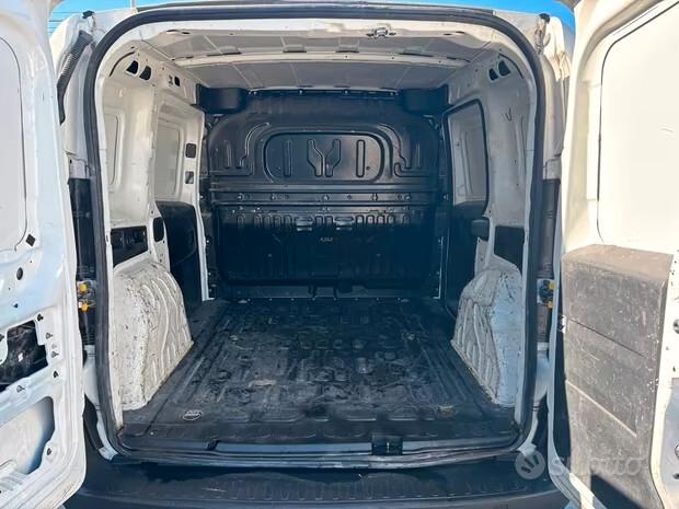 Fiat Doblo Doblo' 1.6 Mjt 120 cv 3 Posti