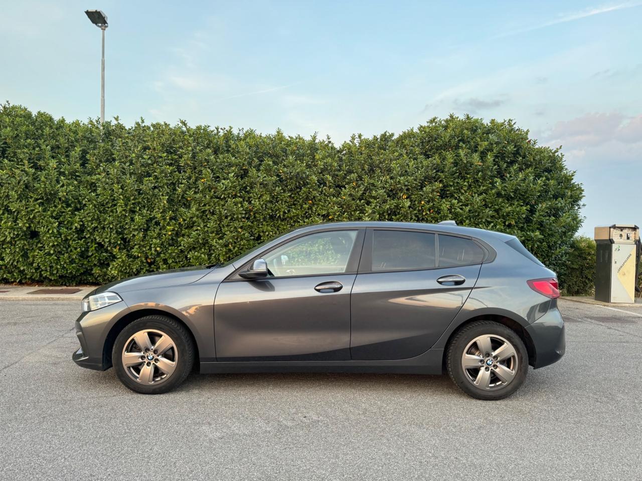 Bmw 118 118d 5p. Advantage