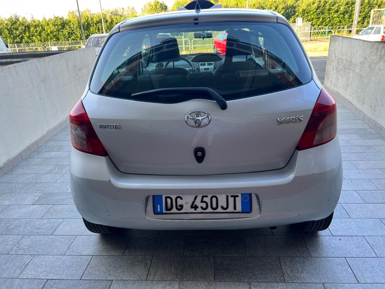 Toyota Yaris 1.0 5 porte Sol