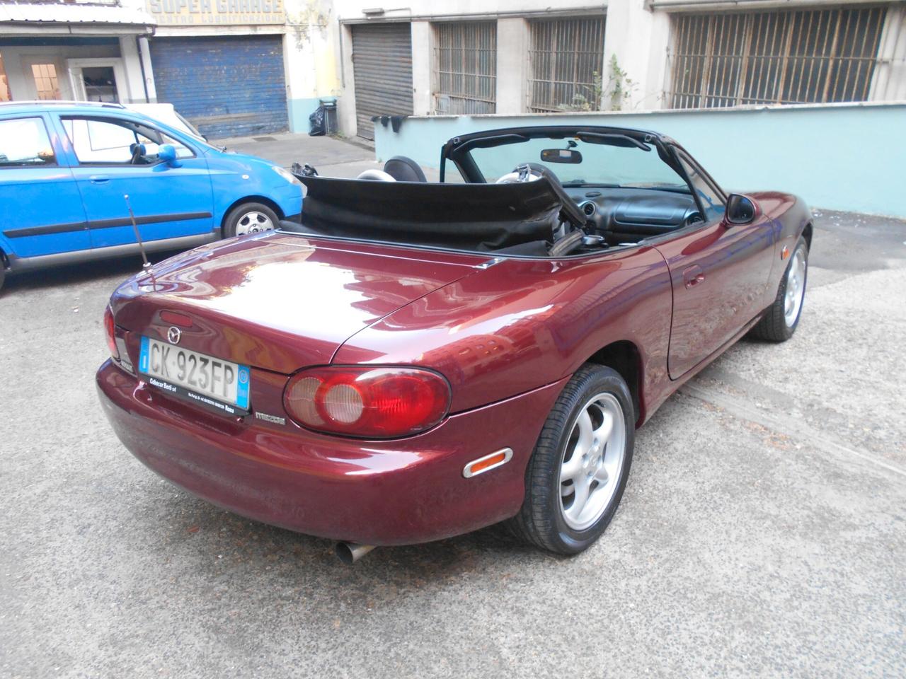 Mazda MX-5 1.6i 16V cat Roma
