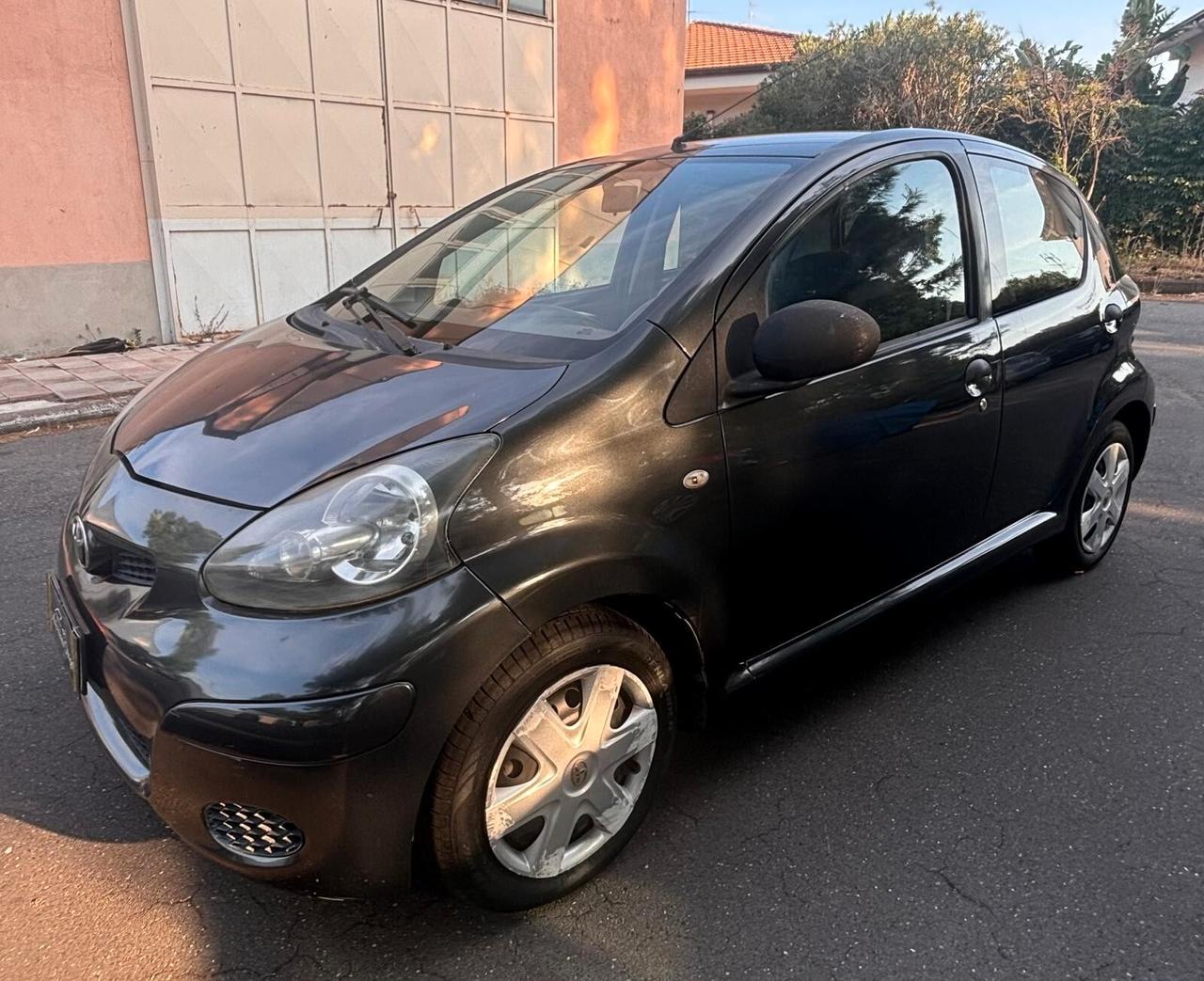 Toyota Aygo 1.0 12V VVT-i 5 porte