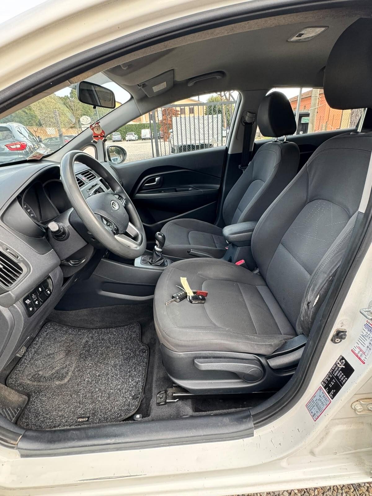 Kia Rio 1.1 CRDi WGT 5p. EX