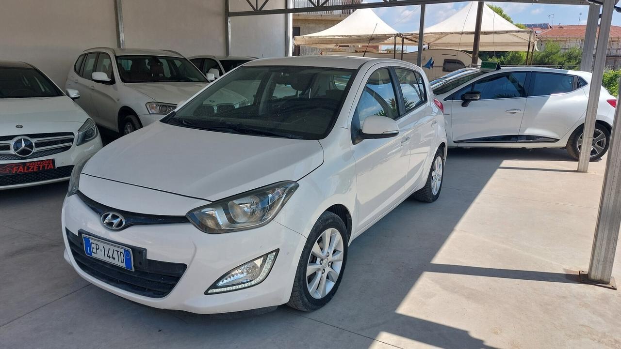 Hyundai i20 1.4 CRDi per neopatentati