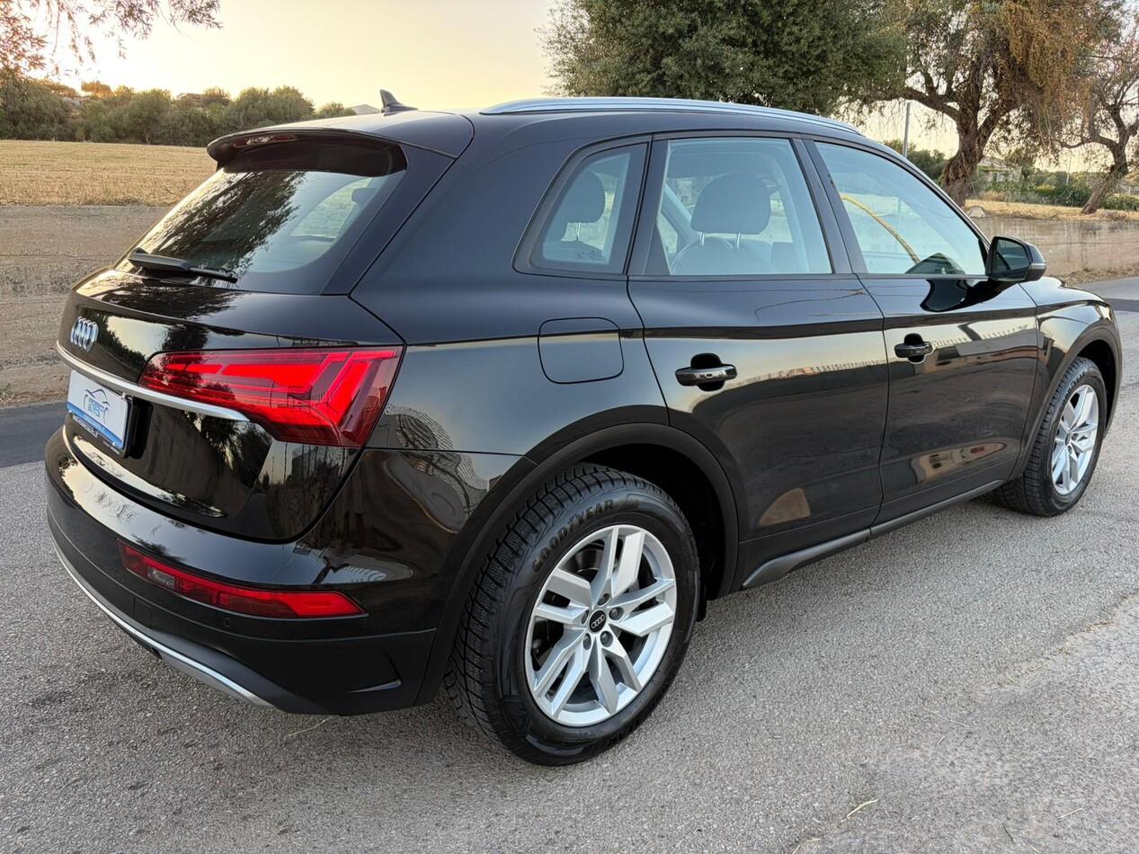 Audi Q5 35 2.0 tdi mhev 12V Business Avdanced s-tronic