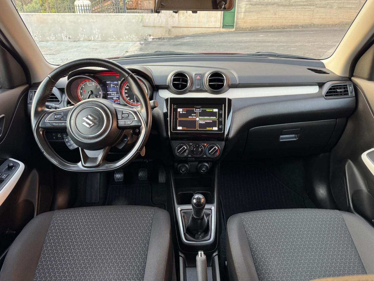 Suzuki Swift 1.2 Hybrid FARI FULL LED/UNICO PROPRIETARIO