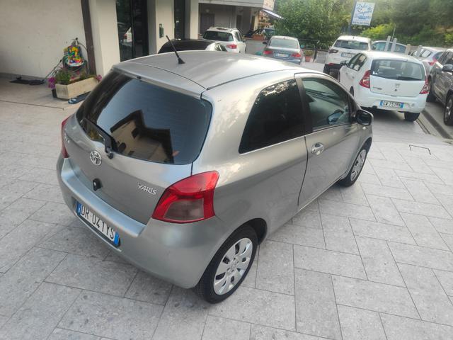 TOYOTA Yaris 1.0 3 p Sol_con GARANZIA