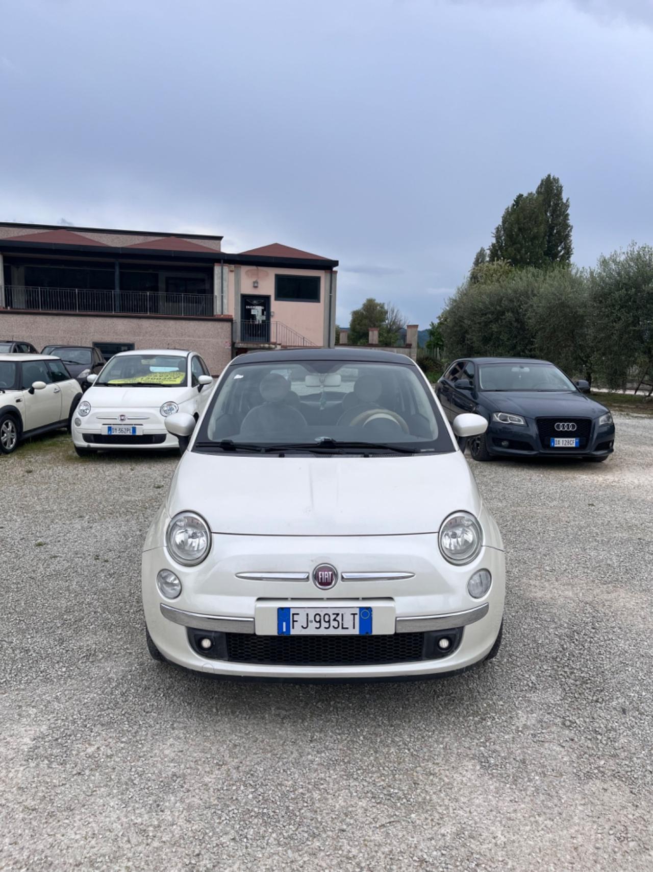 Fiat 500 1.3 Multijet Lounge 2010 120000 km PERLA