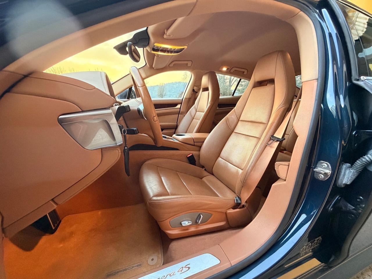 Porsche Panamera 4.8 294kw 4S Full Optional