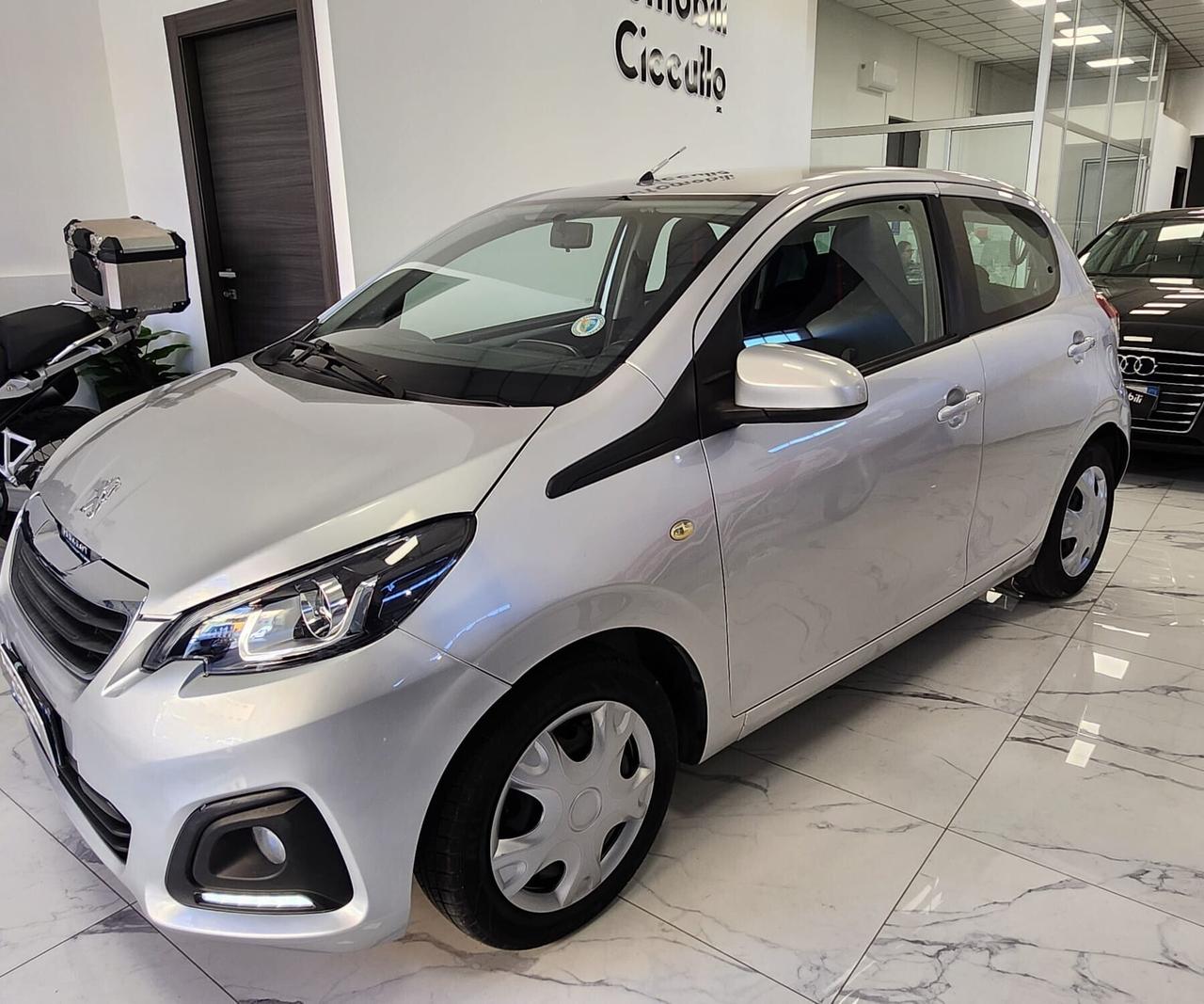 PEUGEOT 108 1.0 BENZ.