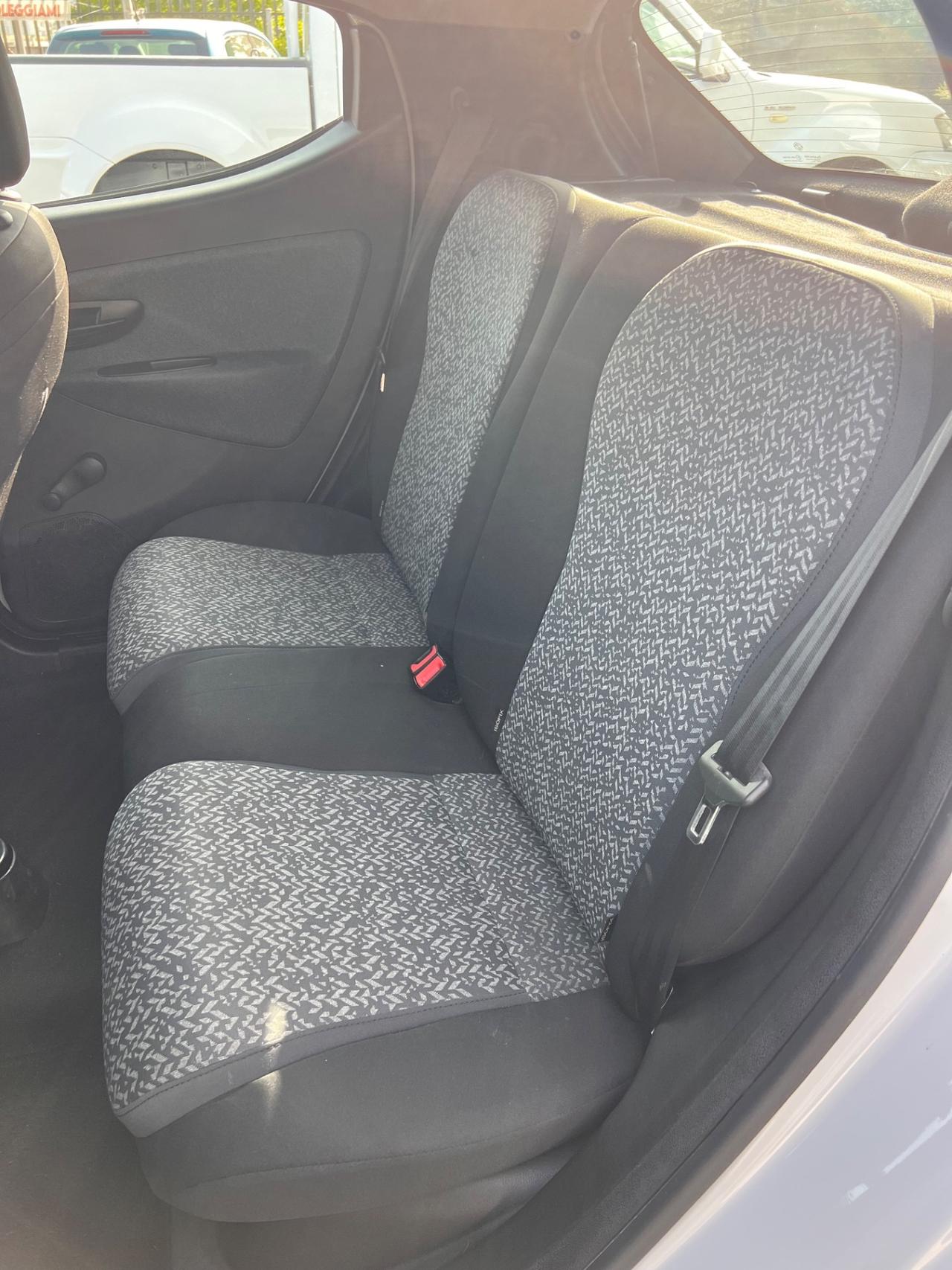 Lancia Ypsilon 1.2 69 CV 5 porte S&S Elefantino Blu