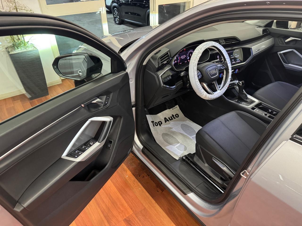 AUDI Q3 SPB 35 TDI S TRONIC IDENTITY BLACK - MY21