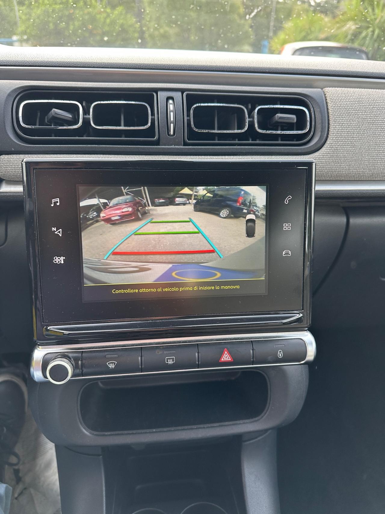 Citroen C3 1.6 BlueHDi 75 cv S&S Shine