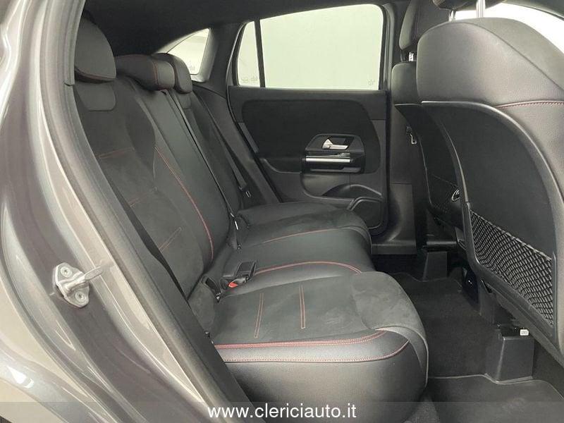 Mercedes-Benz GLA 200 d Automatic 4Matic Premium