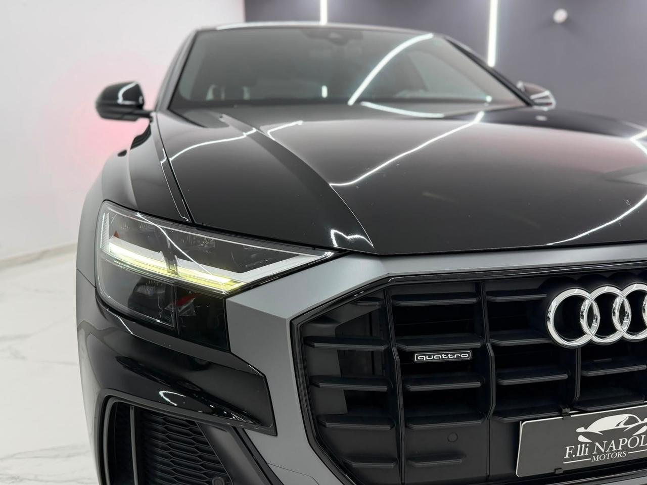 Audi Q8 50 TDI 286 CV quattro Sline