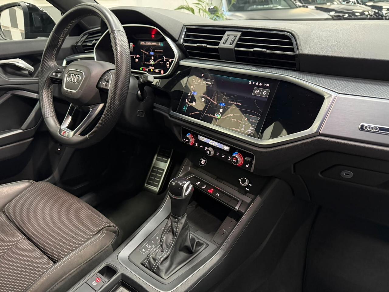 Audi Q3 SUV 35 TDI S tronic S-line