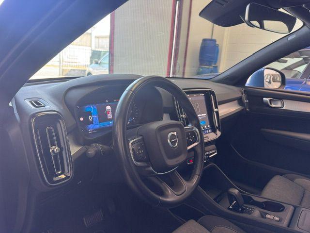 VOLVO XC40 B3 automatico Core