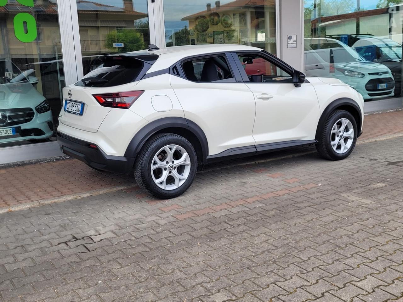 Nissan Juke 1.0 DIG-T 117 CV N-Connecta