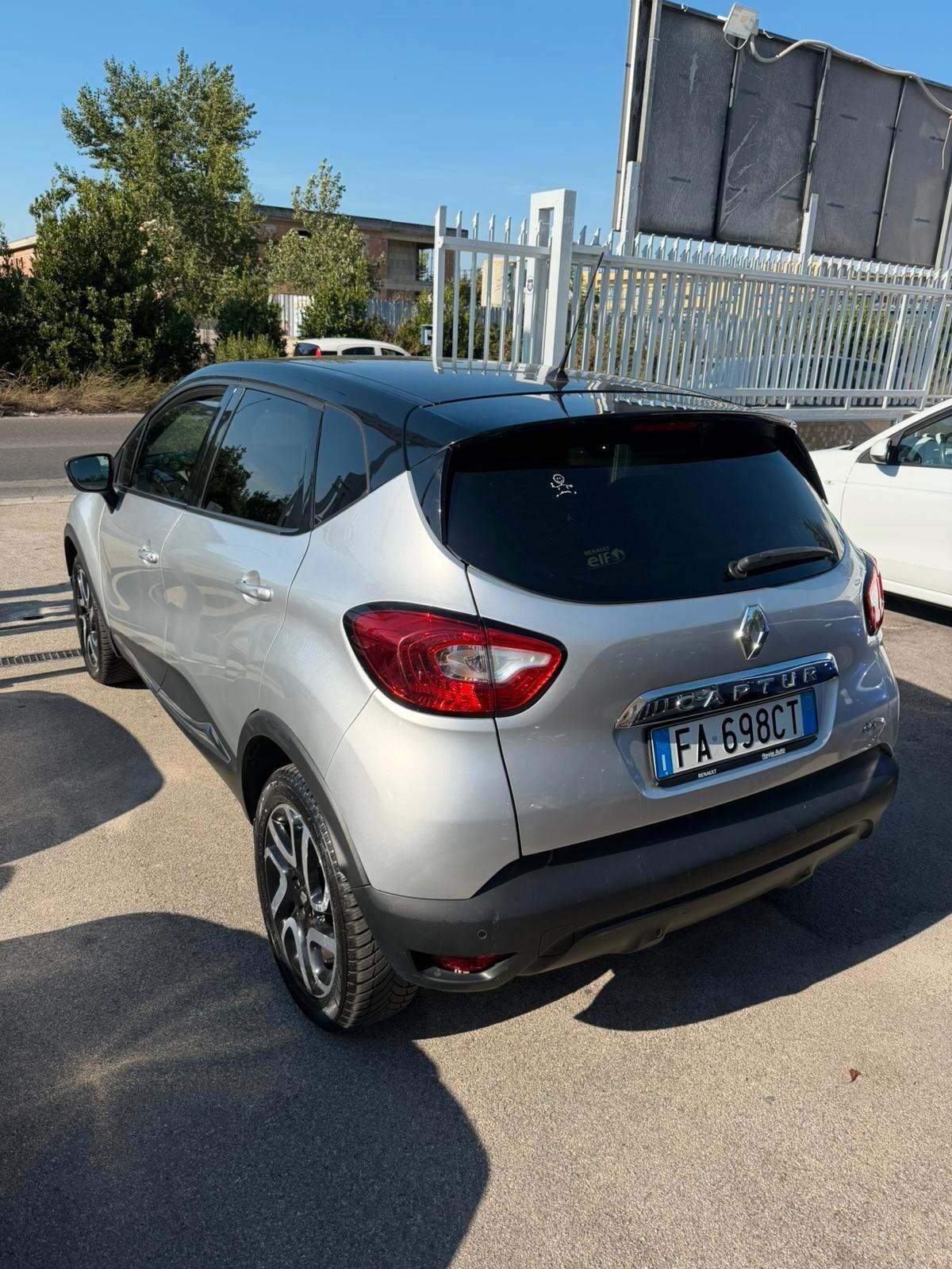 Renault Captur 1.5 dCi 890 CV AUTOMATICA