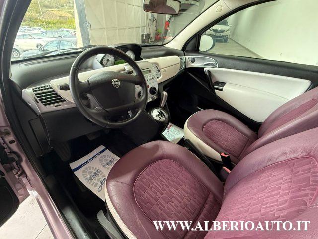 LANCIA Ypsilon 1.3 MJT 75 CV Versus