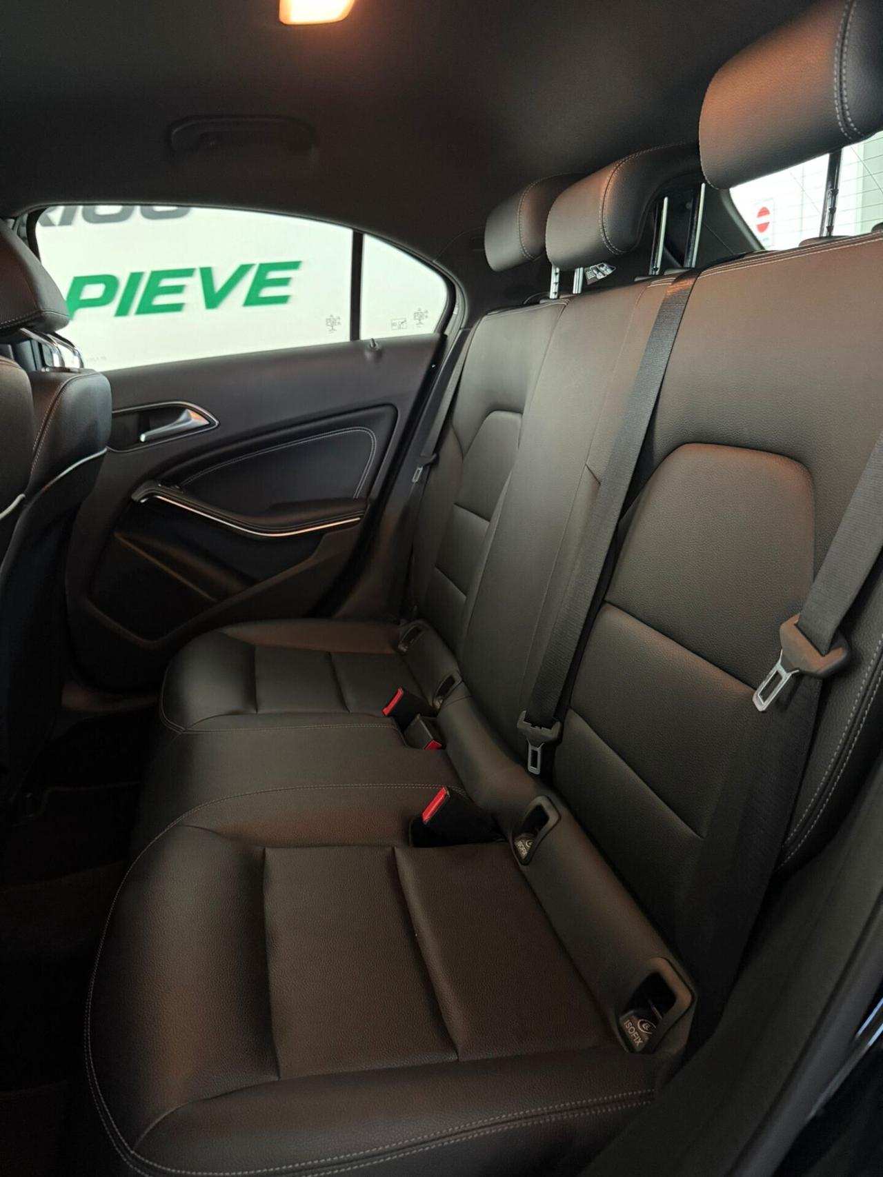 Mercedes-benz A 180 A 180 d Automatic Premium