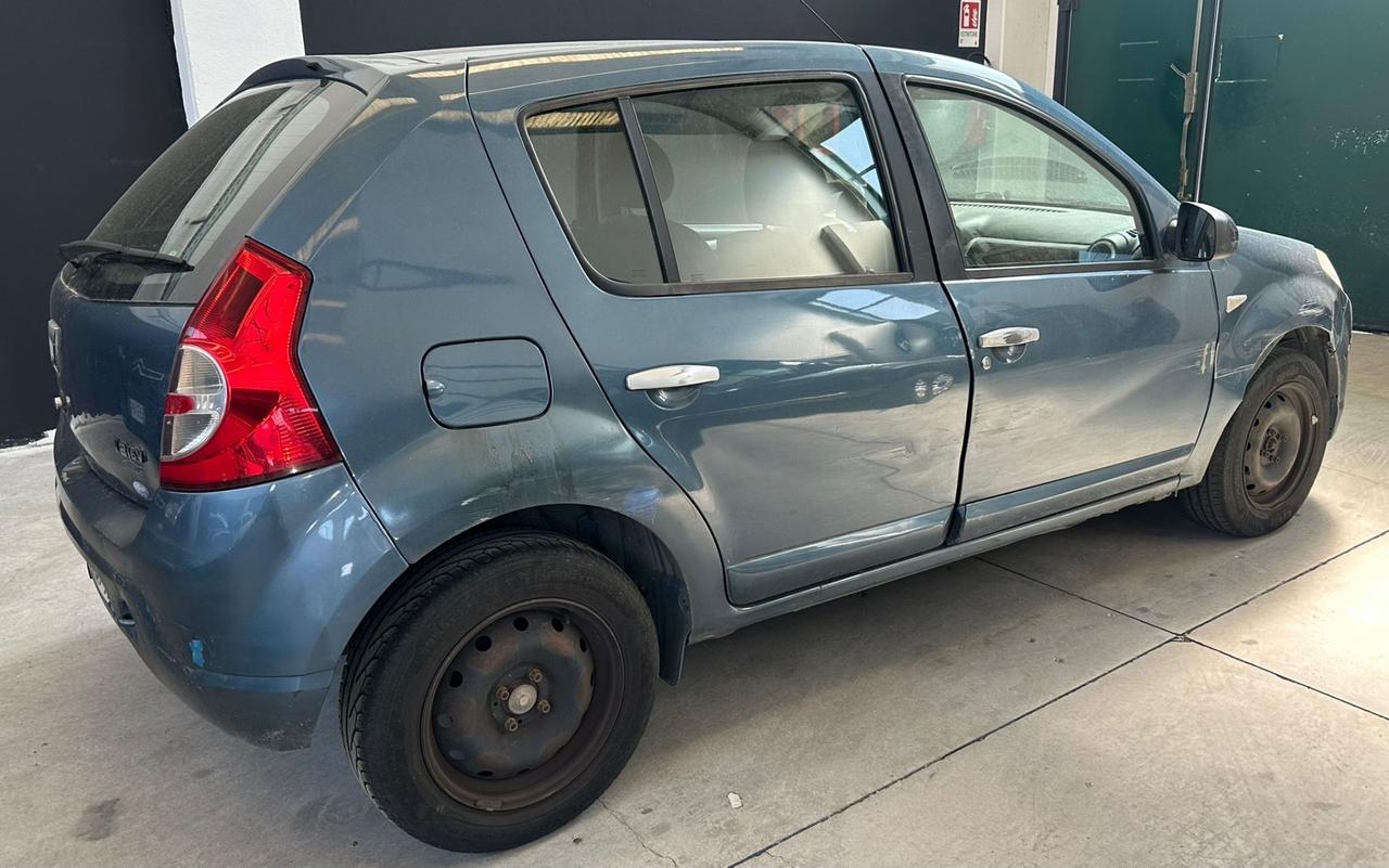 Dacia Sandero 1.2 16V