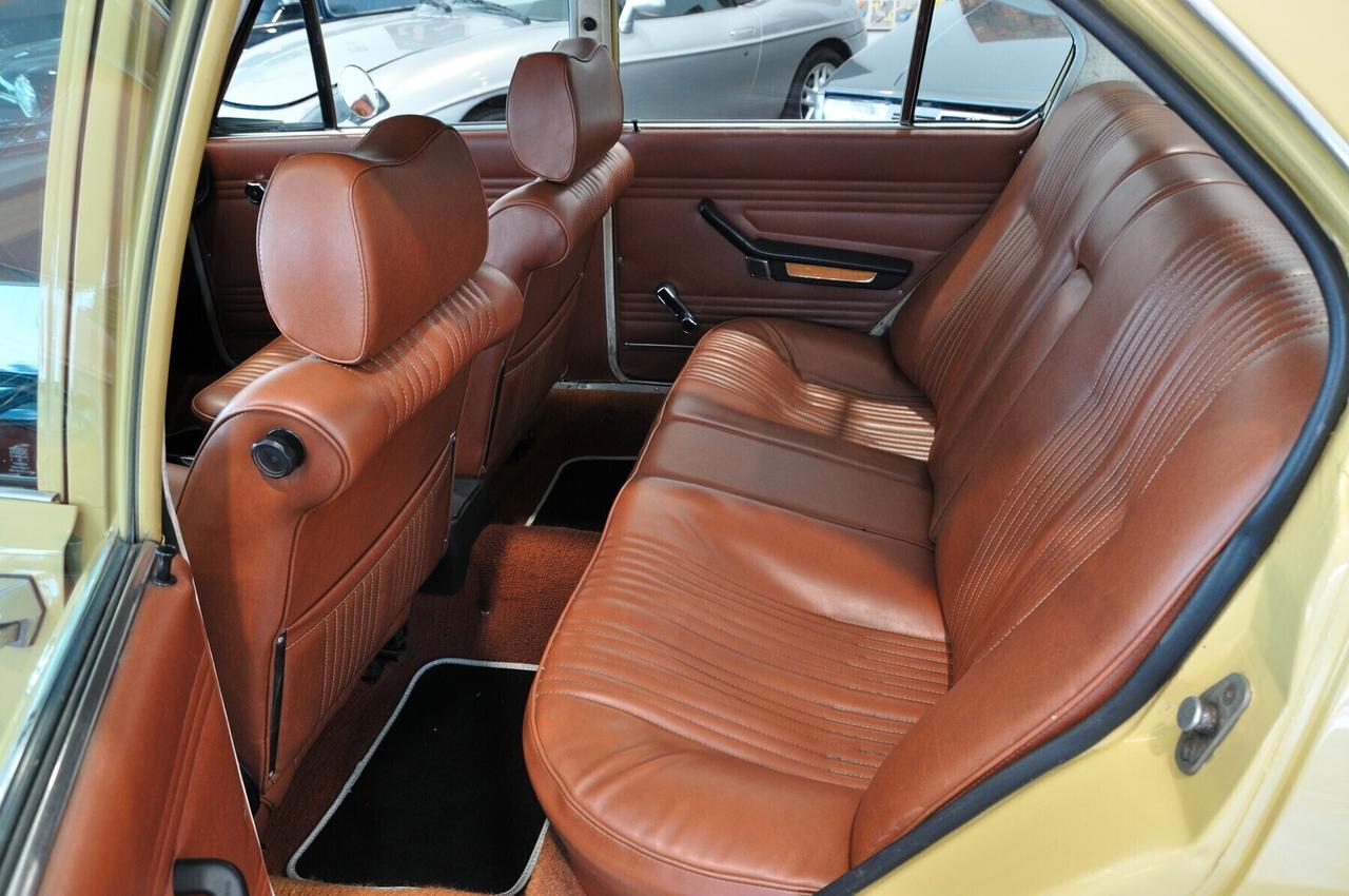 Alfa Romeo Alfetta 1.8 Giallo Piper ASI