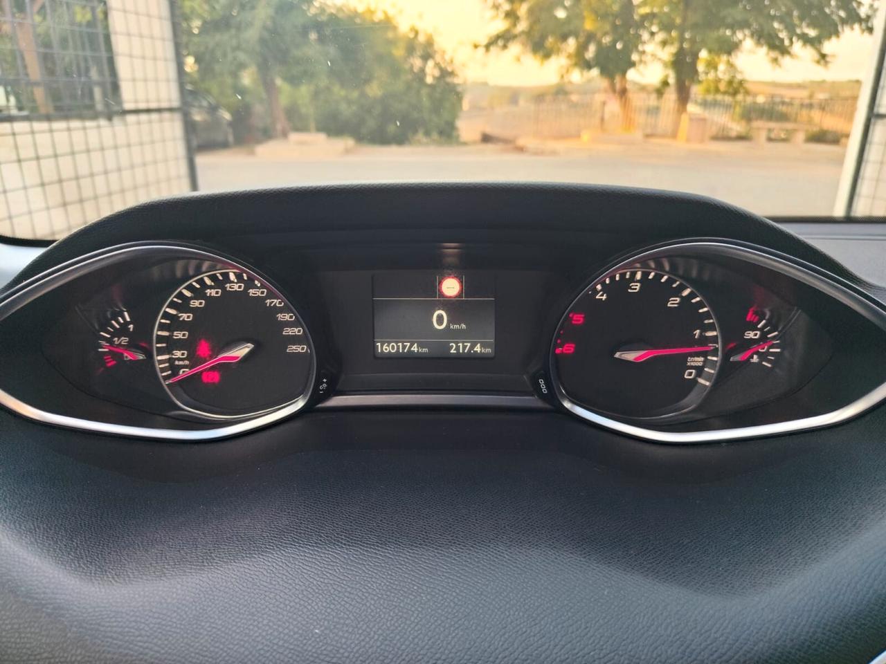 PEUOGET 308 1.6 HDI 120 CV ALLURE