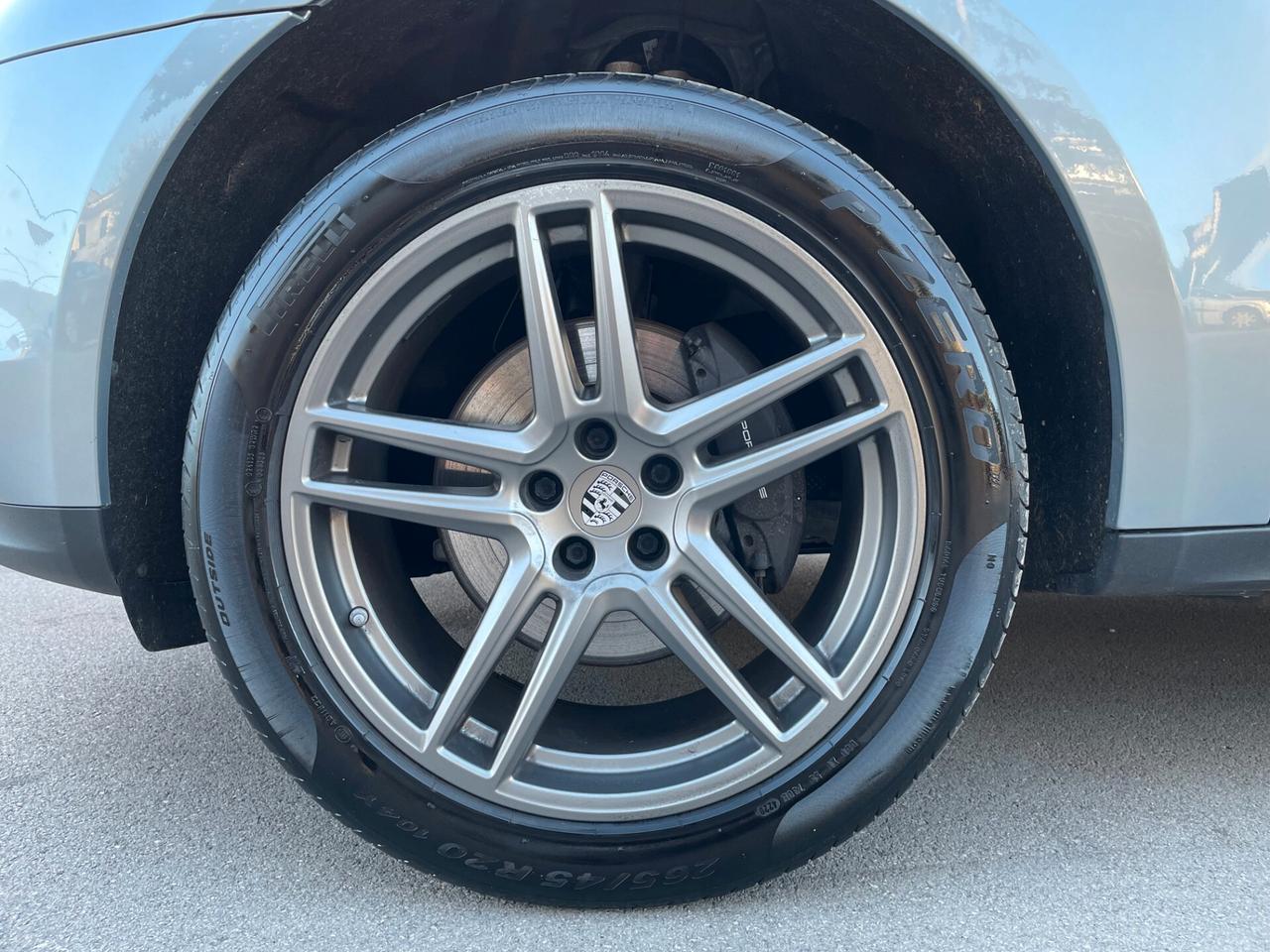 PORSCHE Macan 2.0 245CV Auto AWD - 2021