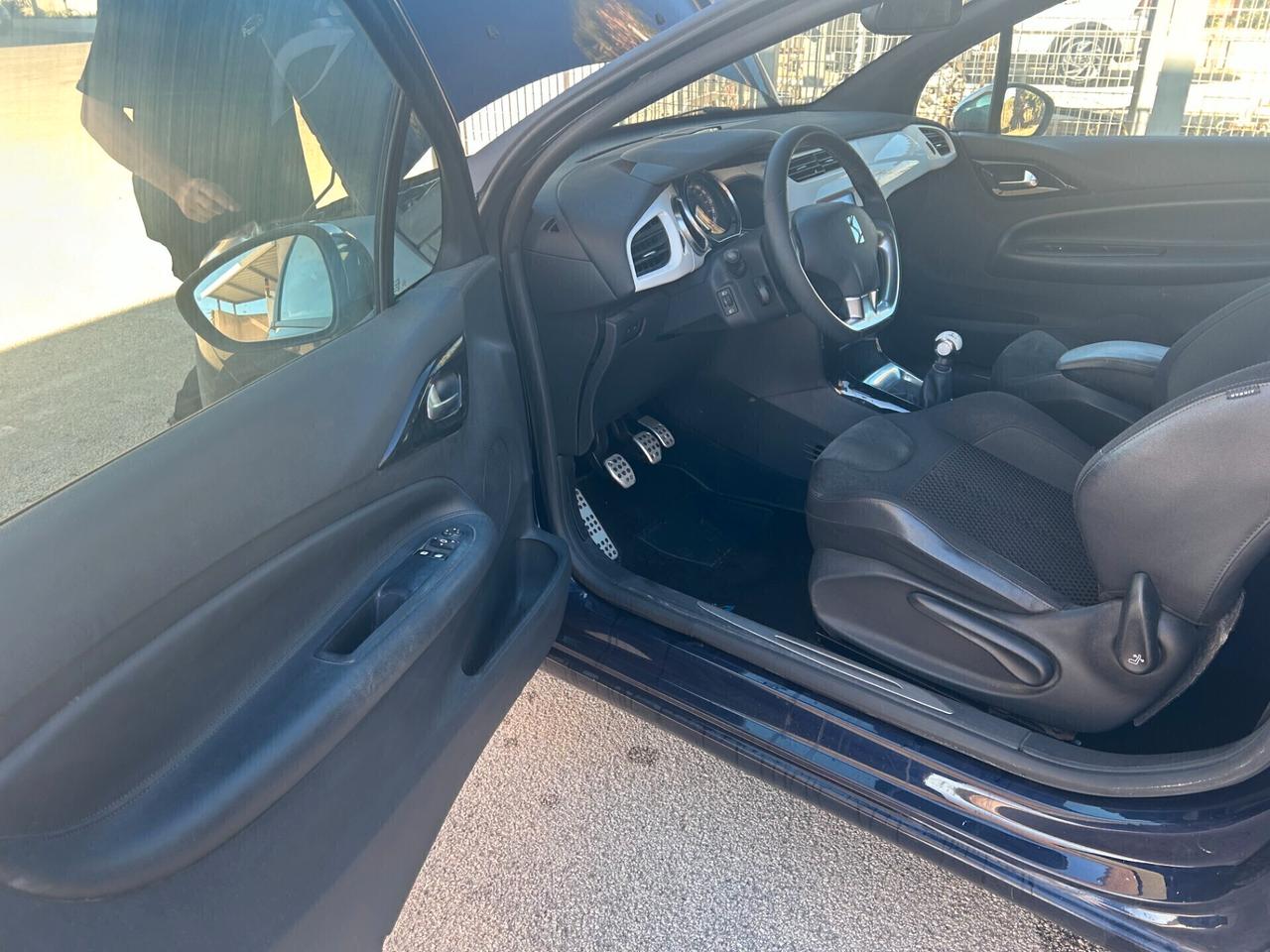 Ds DS3 3 BlueHDi 100 S&S Sport Chic