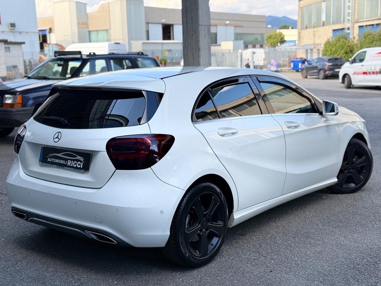 Mercedes-benz A 180 Sport 122cv Benzina
