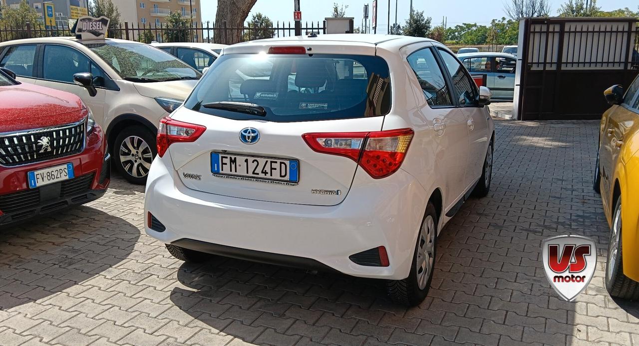 TOYOTA YARIS 1.5 HYBRID AUTO-PREZZO PROMO!