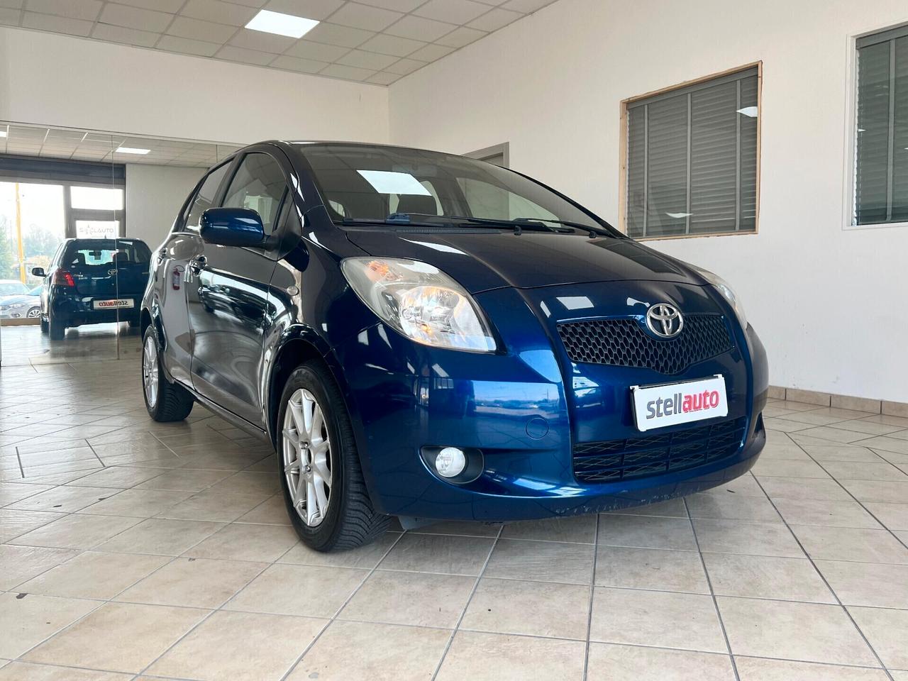 Toyota Yaris 1.3 5 porte Sol