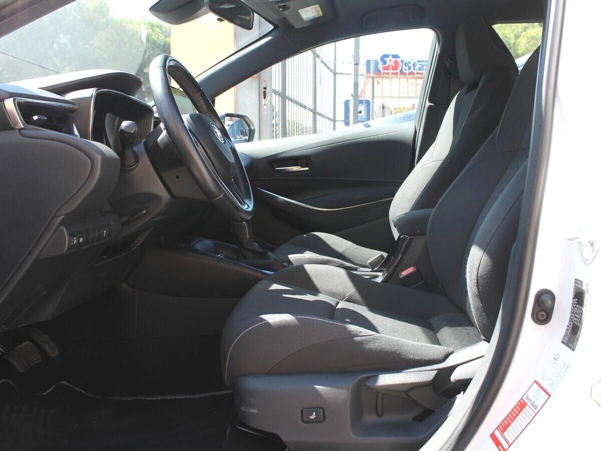 Toyota Corolla Touring Sports 1.8 Hybrid Business