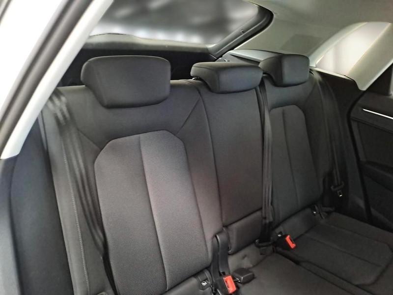 AUDI Q3 35 TDI S TRONIC BUSINESS ADVANCED SUV