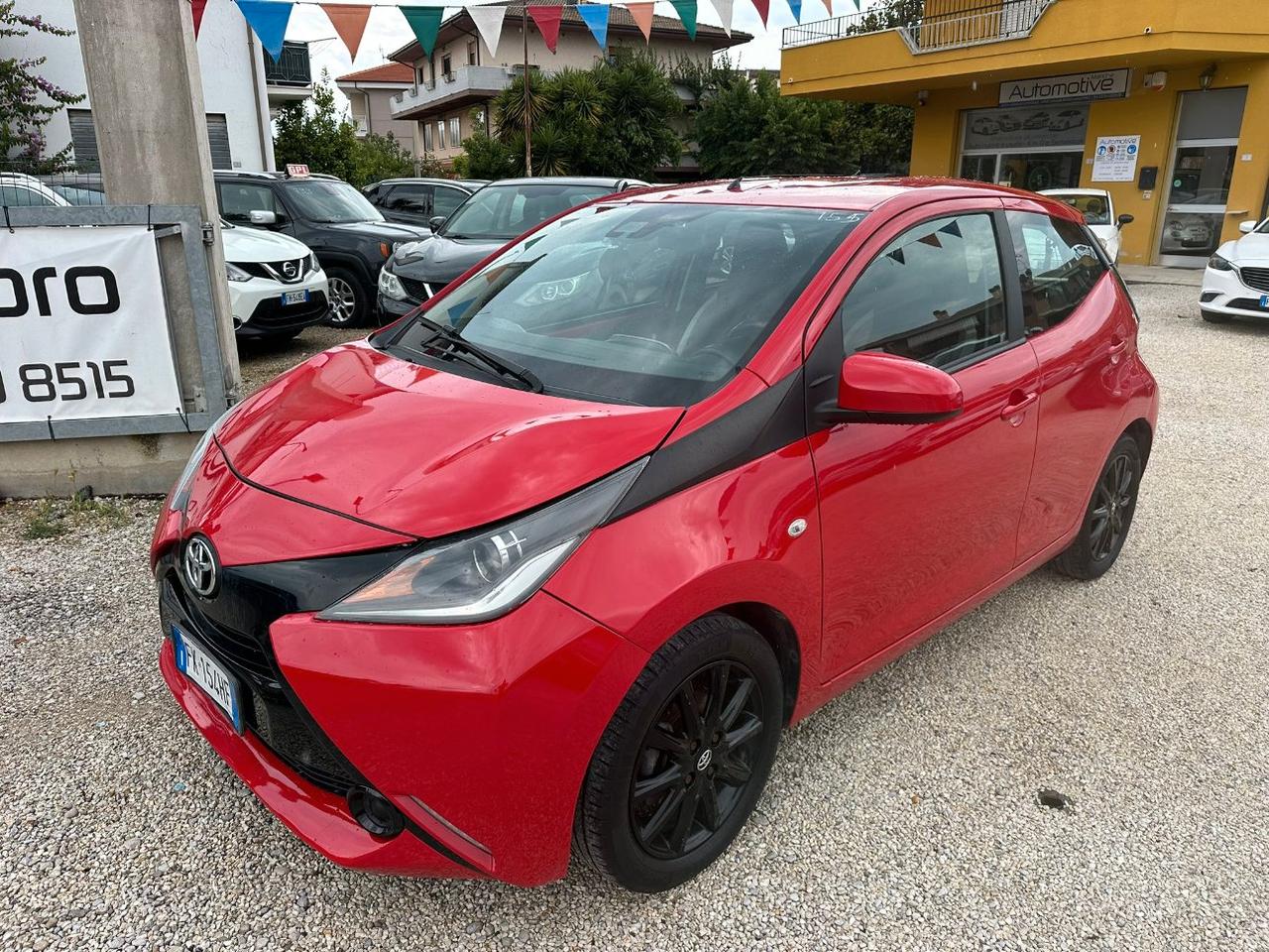 Toyota Aygo 5 Porte Aygo 5p 1.0 x-cool my15
