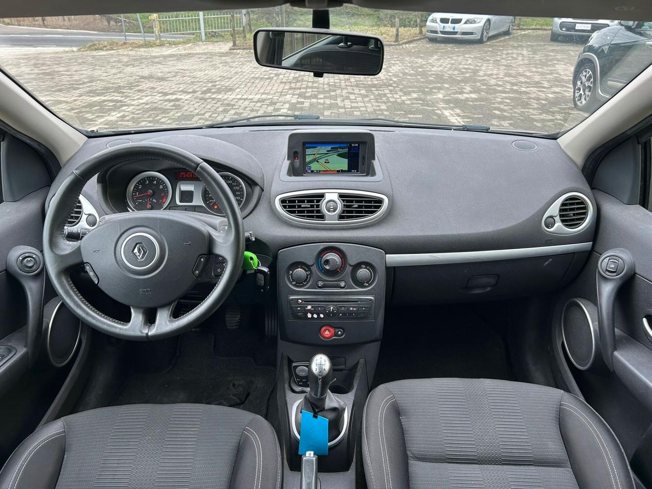 Renault Clio 1.2 16V SporTour 20th Anniversario