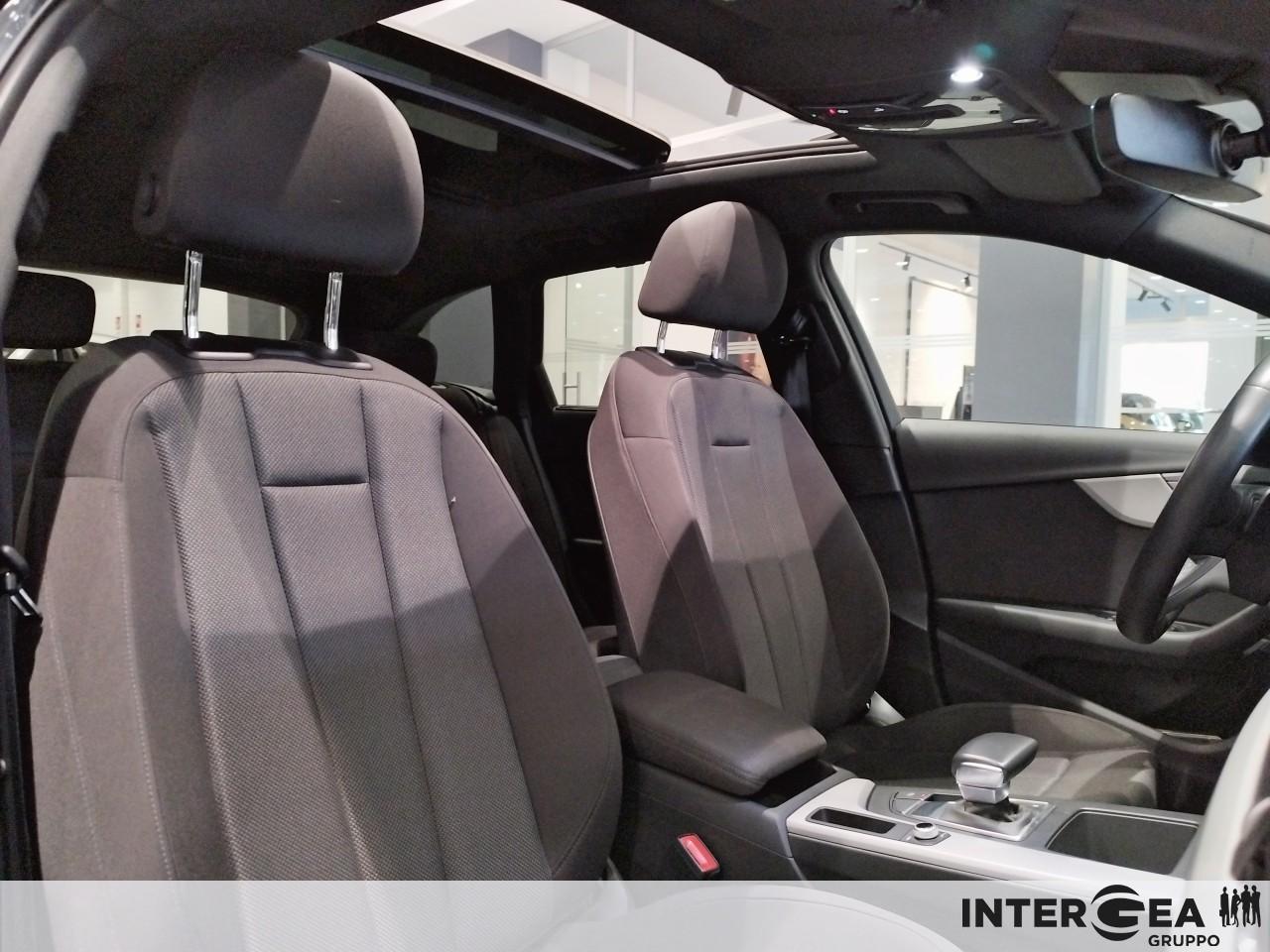 AUDI A4 Avant 35 2.0 tdi mhev Business Advanced