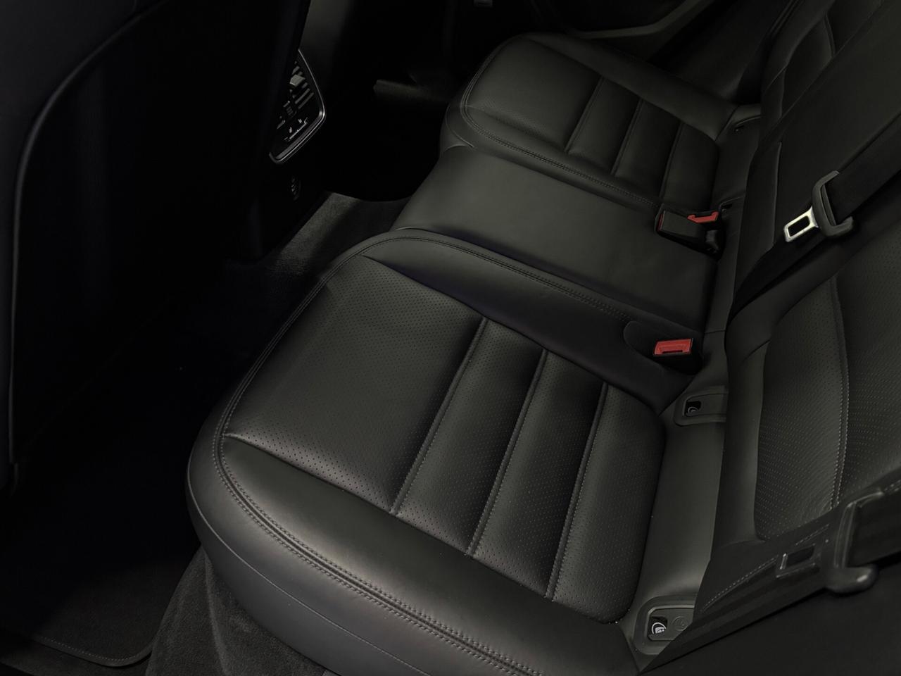 Porsche Macan 3.0S Total Black Iper Full