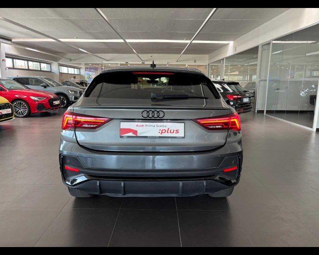 AUDI Q3 SPB 35 TDI S tronic S line edition