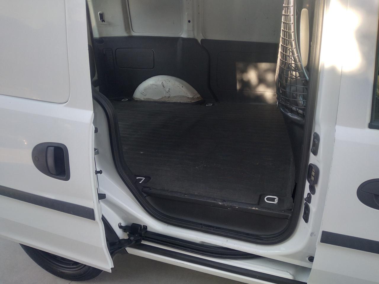 Opel Combo 1.3 CDTI 75CV