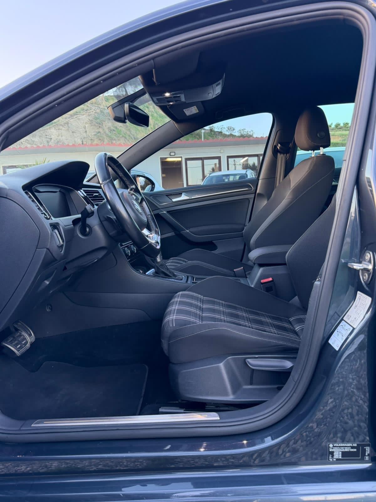 Volkswagen Golf GTD 2.0 TDI DSG 5p. BlueMotion Technology